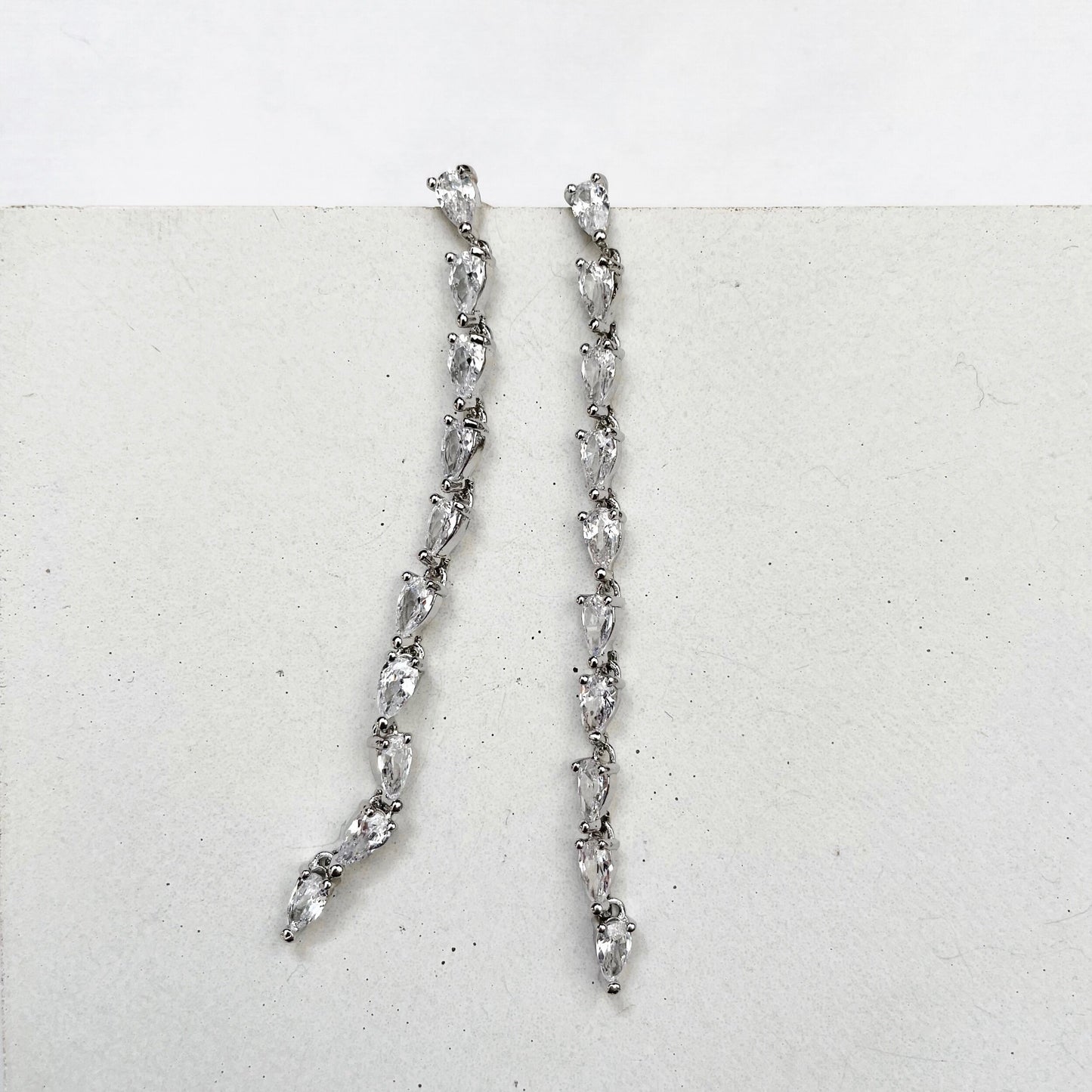 DEWDROP | Earrings