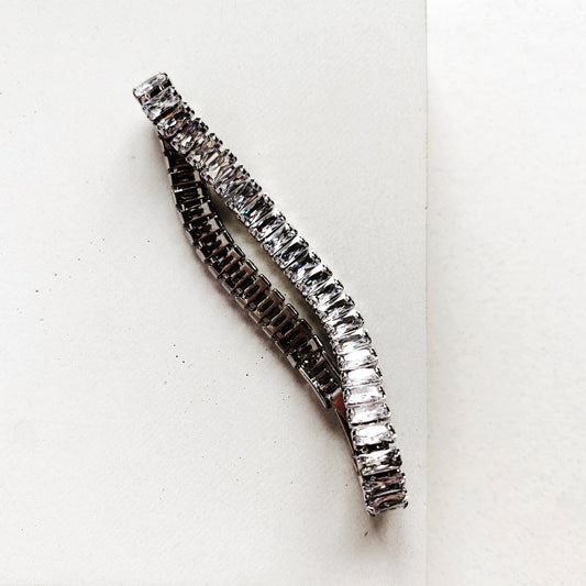 ZETTER | Modern Bridal Bracelet made of small crystals