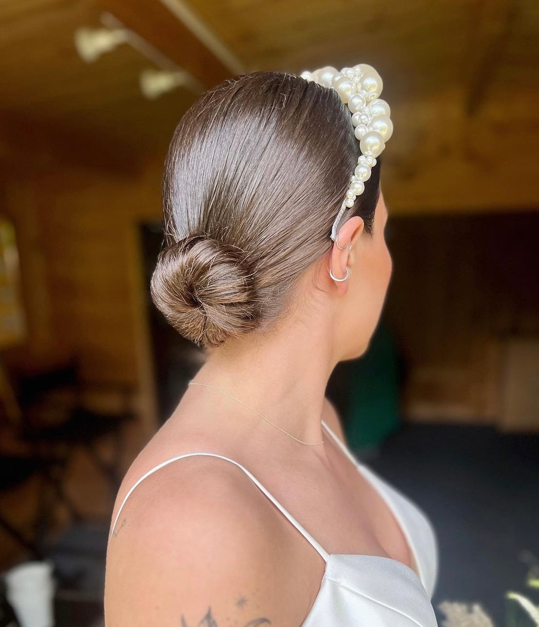 LUCINDA GRAND | Pearl Bridal Crown in a statement design 