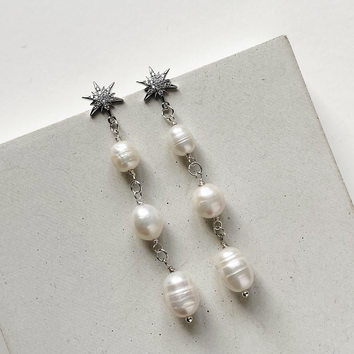 GYPSY LONG | Statement Bridal Earrings with pearl and stars