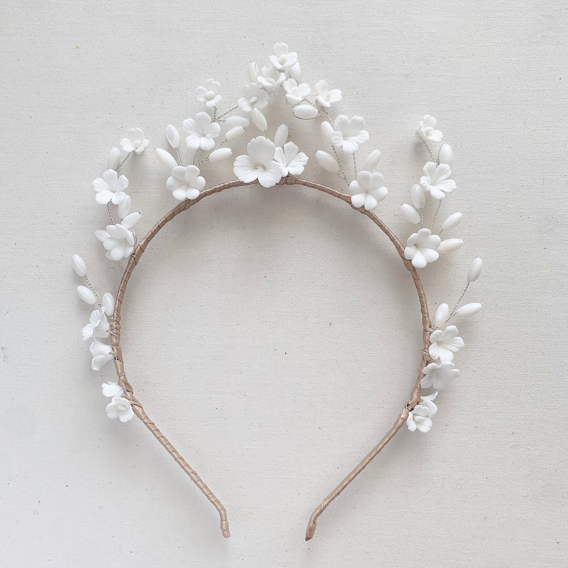 MANON | Crown